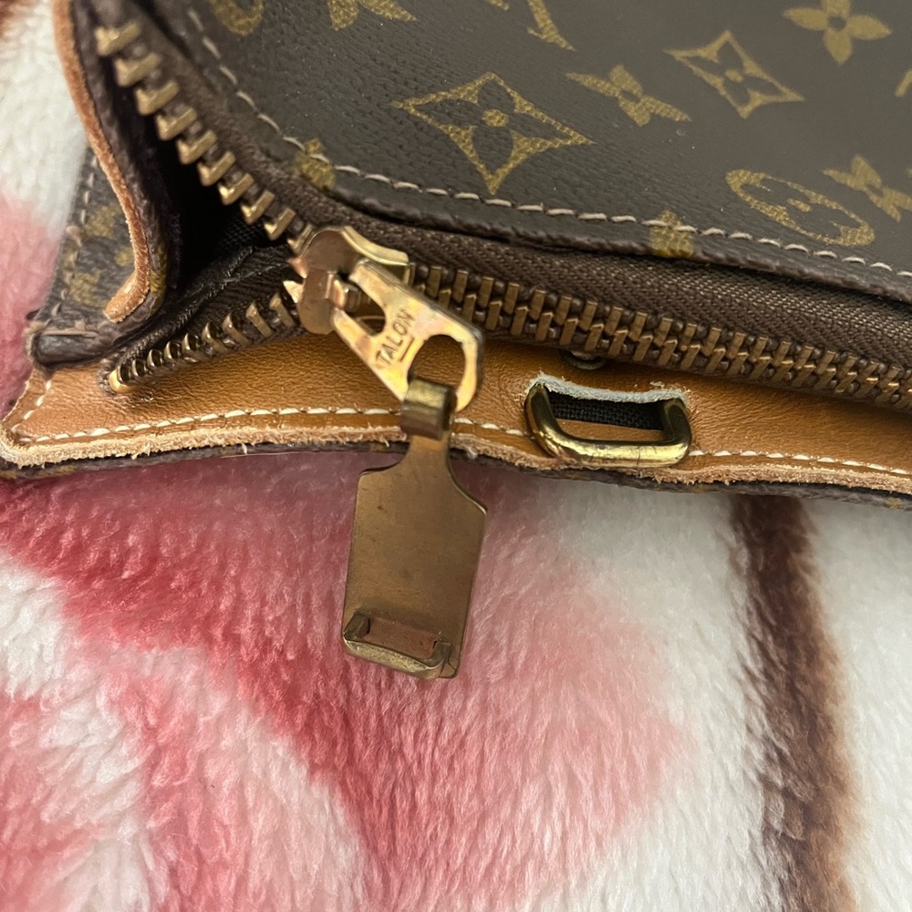 Louis Vuitton Monogram laptop bag - Picture 3 of 14